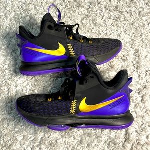 Nike LeBron Witness V (5)